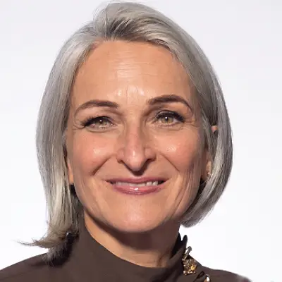 Némethyné Nagy Judit – pénzügyi tanácsadó, hitelszakértő és okleveles ingatlanközvetítő